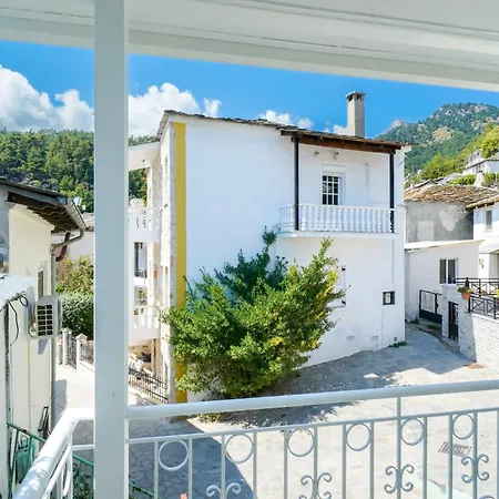 아파트 The Brothers House