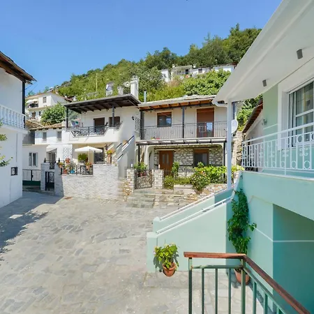 아파트 The Brothers House