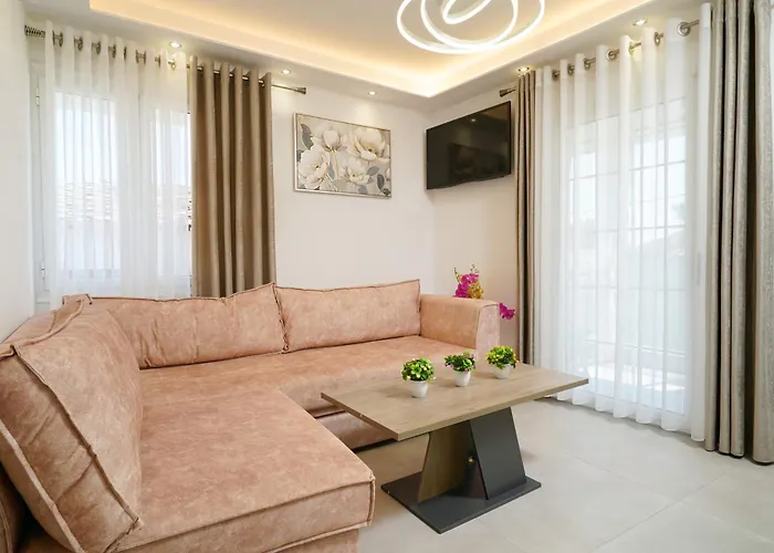 아파트 The Brothers House *