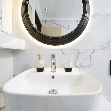 The Brothers House Lägenhet